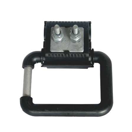 Lateral grounding puncture wire clamp
